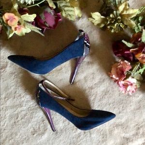 🌷3 FOR $22🌷JustFab - Violet Snakeskin Heels